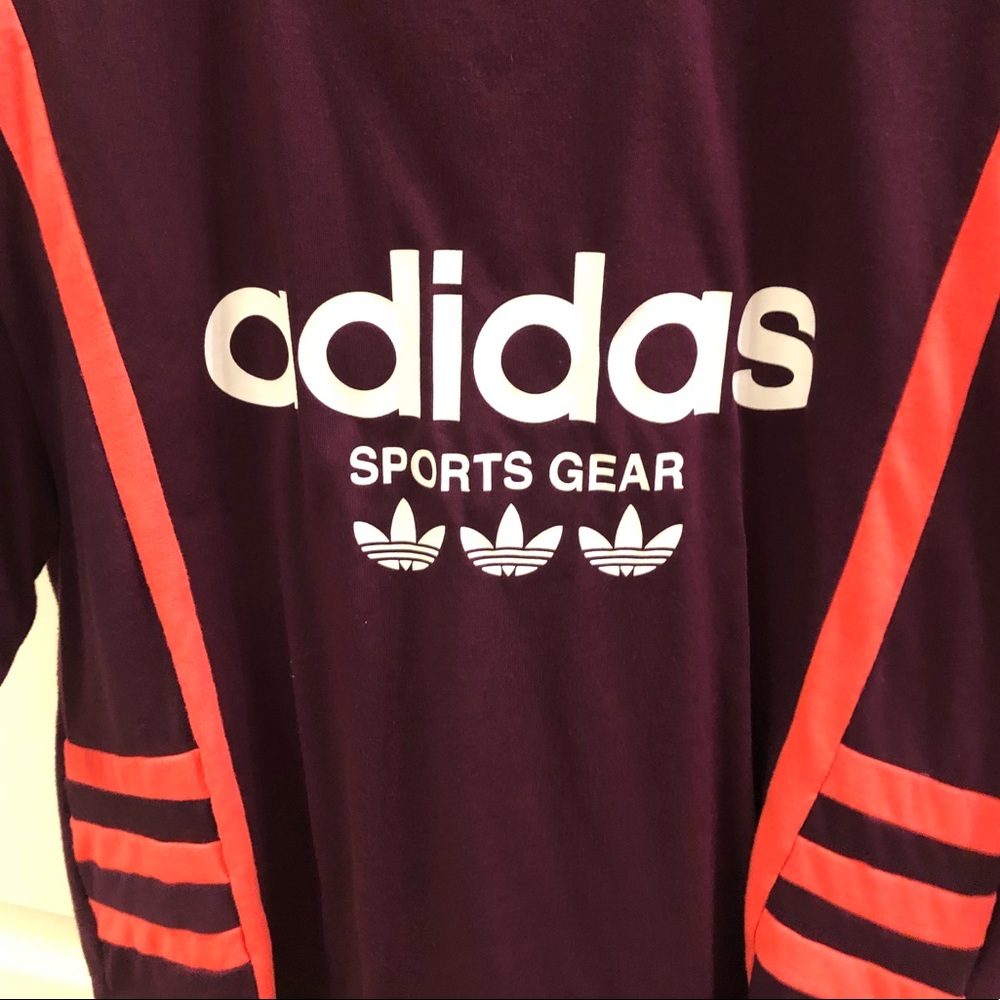 Adidas Original Sports Gear Top Size M - runs big